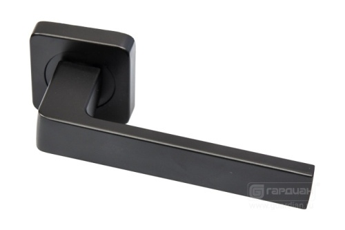 Ручка Квадро черная