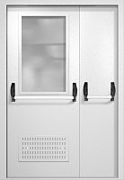 Полуторапольная техническая дверь RAL 9016, широкое стекло, две ручки антипаника, вентиляция ДТО-02-578