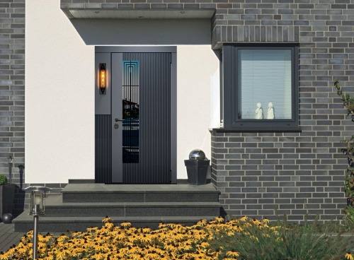 Входная дверь MRC-8622 серый RAL 7024