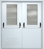Двупольная техническая дверь RAL 7035, два широких стекла, две ручки антипаника, вентиляция ДТО-02-458