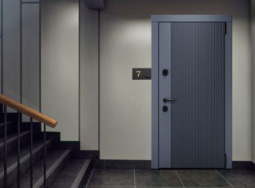 Входная дверь MRC-8021 серый RAL 7024 2 замка