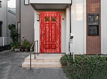 Входная дверь MRC-8729 красный лофт скрытые петли