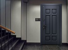 Входная дверь MRC-1524 серый RAL 7024 2 замка скрытые петли